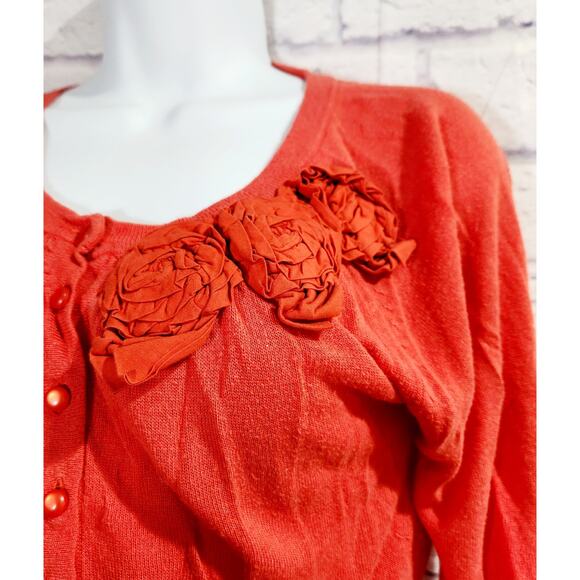 Kensie Orange 3D Rosettes Cropped Button Up Cardigan Sweater Medium Lightweight - Picture 2 of 4